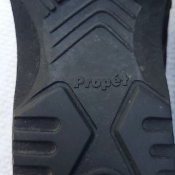 Propet Sz. 9.5 Brown Hook Adjustable Closure Walking Shoe - Picture 4 of 13